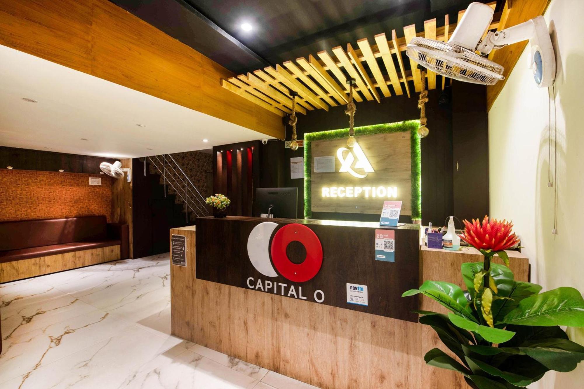 Capital O Alfa Hotel Vijayawāda Eksteriør billede
